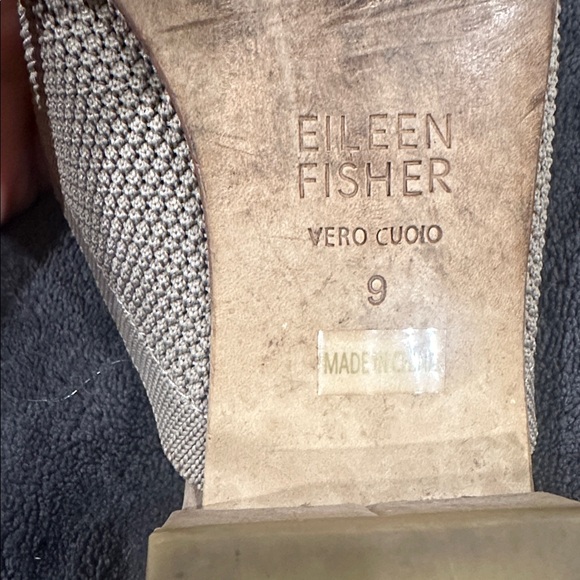 Eileen Fisher women  Beige Loafers - Picture 2 of 2